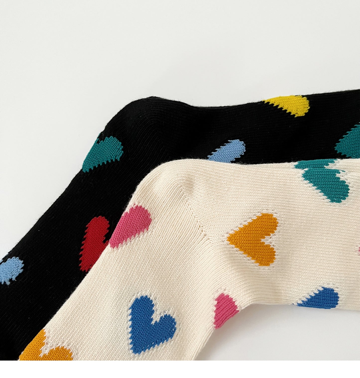 カラフルハート刺繍ソックス|日韓系ドーパミン配色の中筒靴下