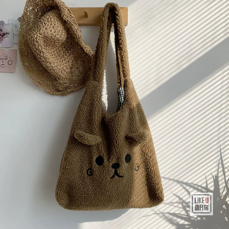 ふわもこくま刺繍ショルダーバッグ|もこもこで癒される♡