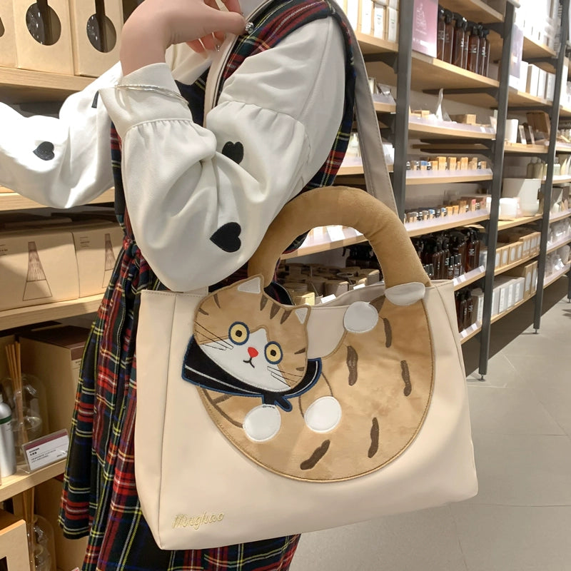 ねこちゃんぬいぐるみトートバッグ|通学・通勤にぴったりな大容量