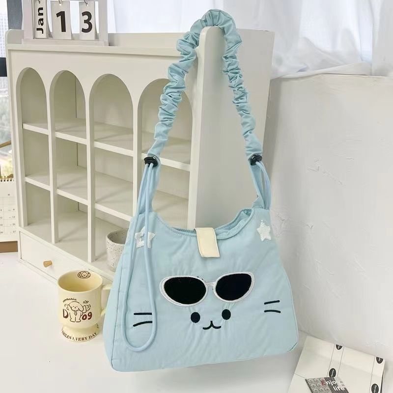 ねこ刺繍キャンバストート|大容量通勤・通学バッグ