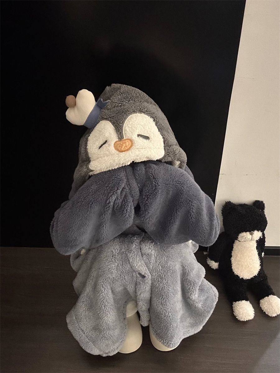 グレーペンギン着ぐるみローブ｜ふわもこ連帽フリースルームウェア