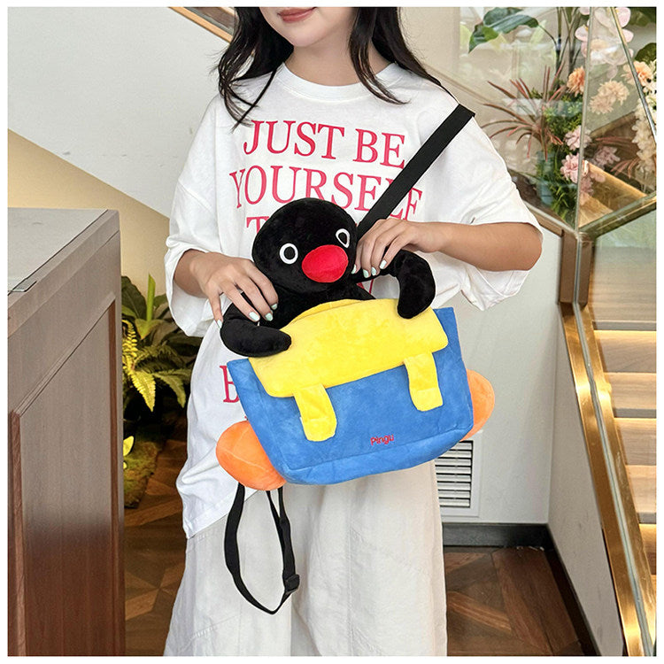 【一緒にお出かけ】ピングーのぬいぐるみトラベルリュック