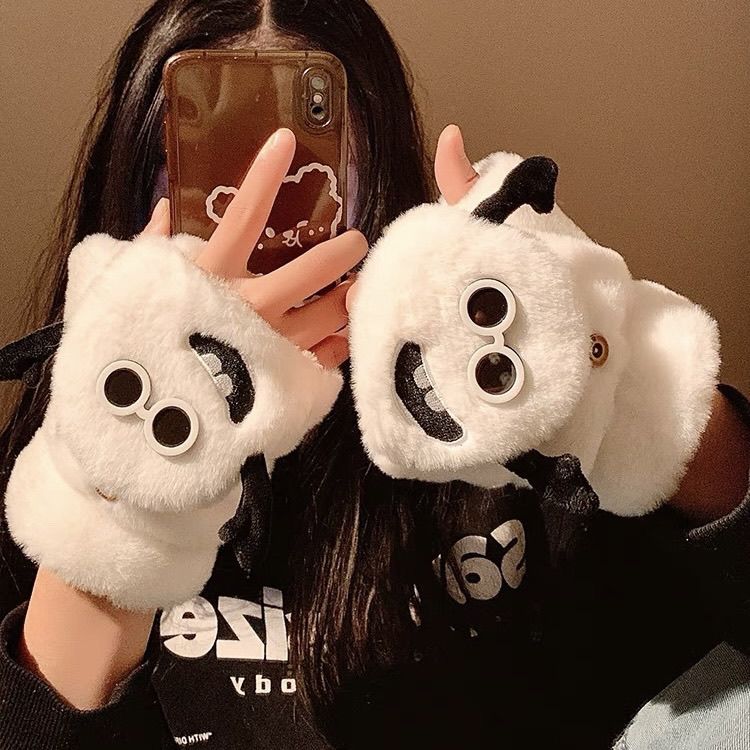 手袋冬黒 極美品 BURBERRY 黒とクリーム色のカシミヤ冬用手袋