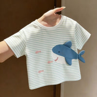 サメTシャツ