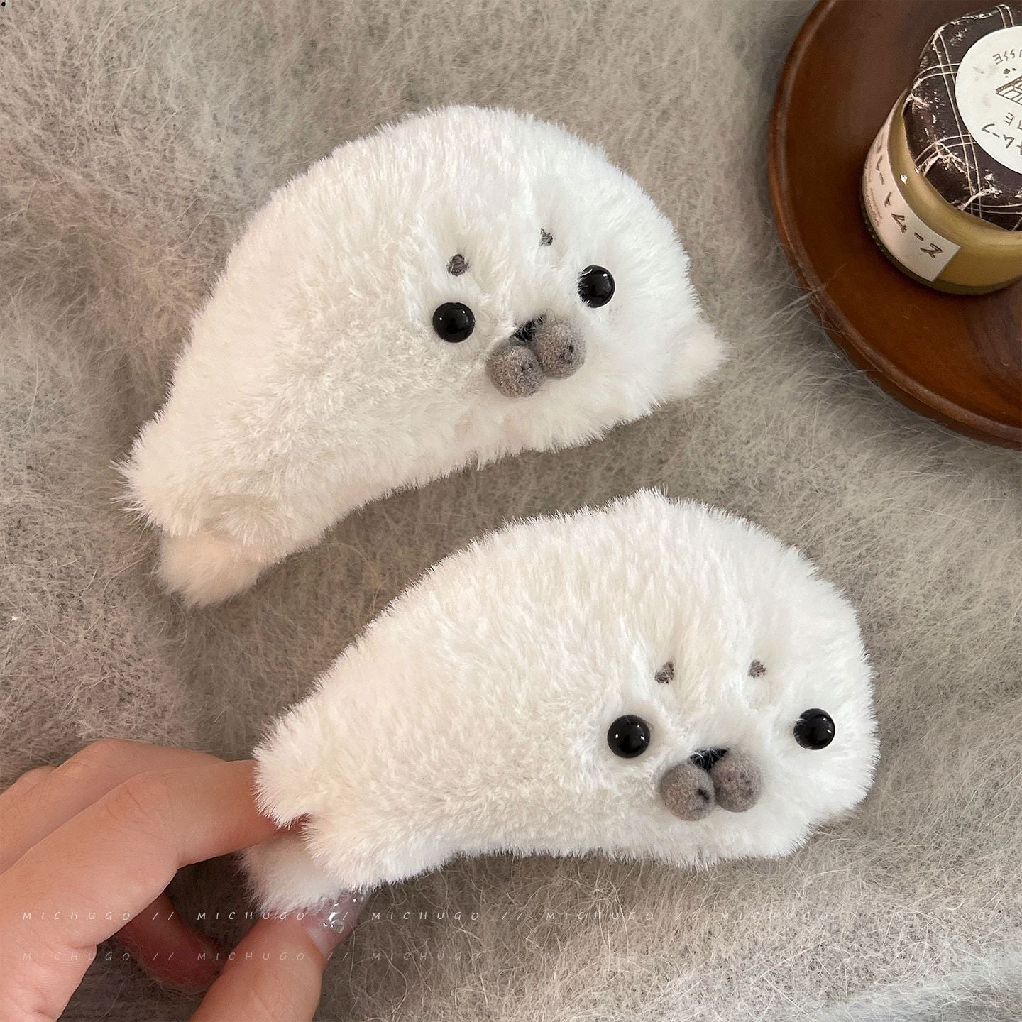 アザラシ好き必見】ふわふわバンスクリップで瞬間モテコーデ実現自分へ