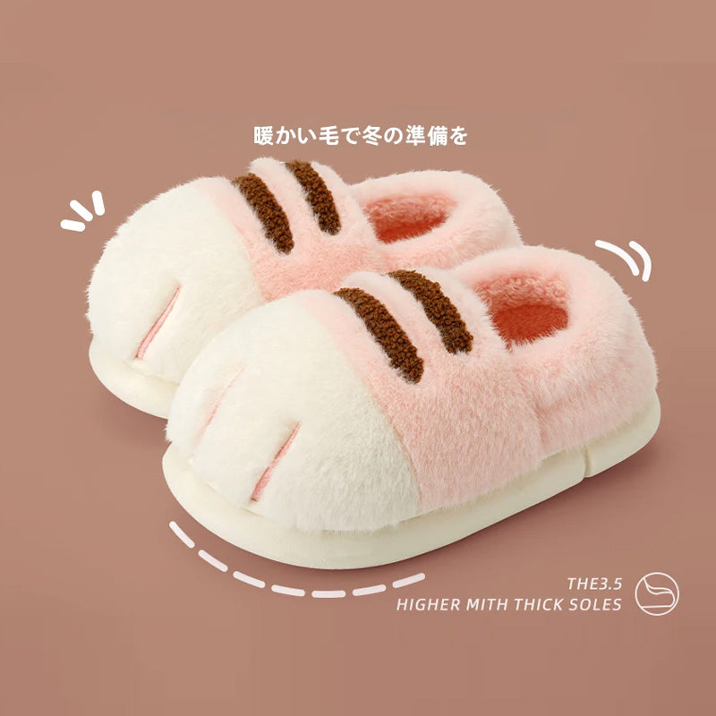 【今冬の神アイテム】歩くたびに癒やされるねこ厚底肉球スリッパ
