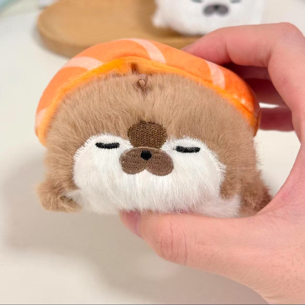 寿司ラッコのぬいぐるみマスコットキーホルダー