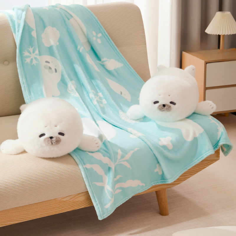 【ギフトに選ばれる高品質】魔法の2WAYもっちりアザラシのブランケットインクッション