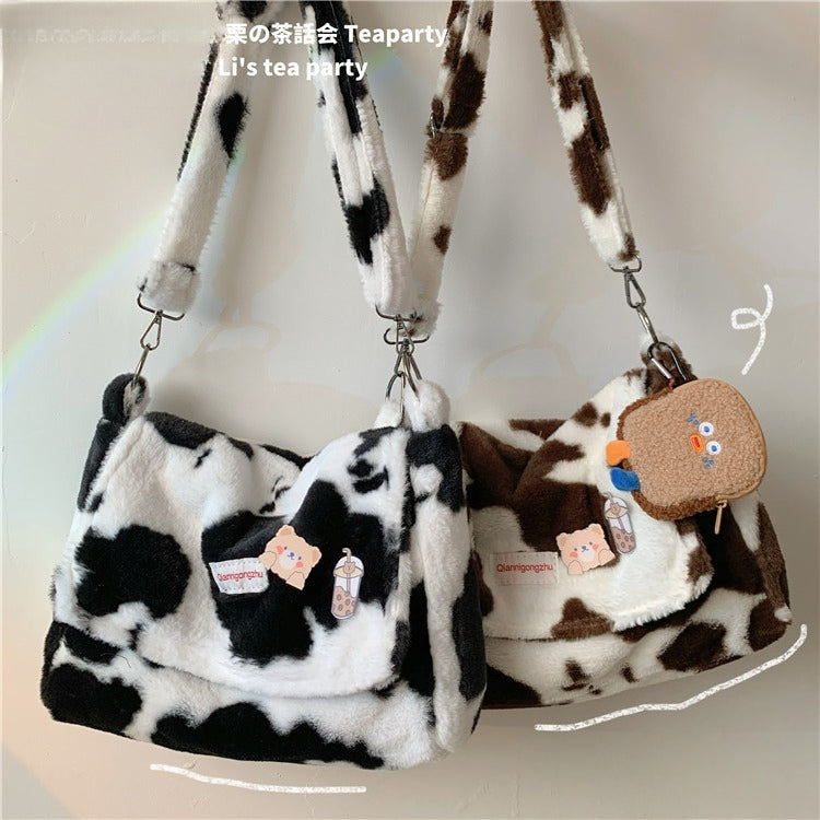 モコモコ牛柄ショルダーバッグ｜原宿系かわいい大容量メッセンジャー