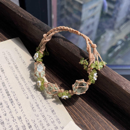 ミントフォレスト風マクラメブレスレット｜天然オリーブ石×水晶 手作り