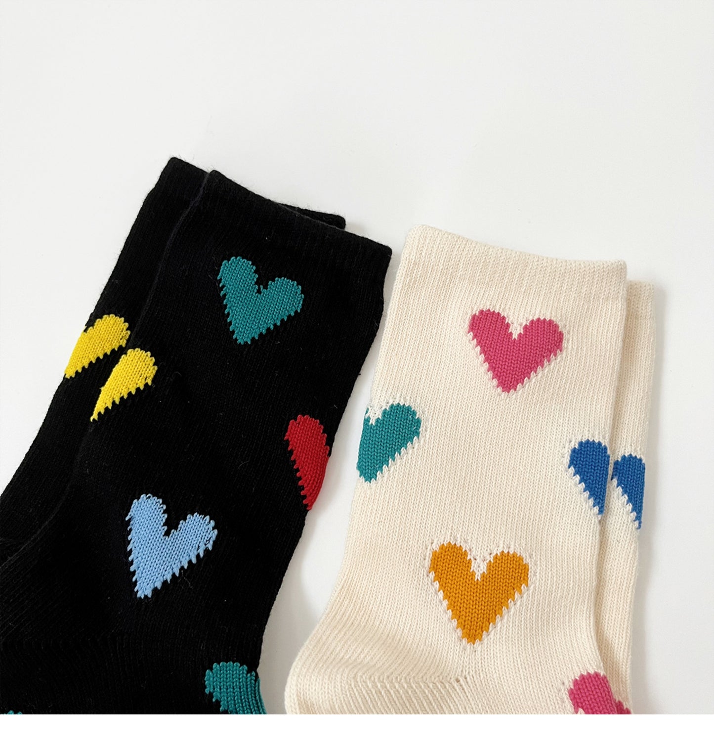 カラフルハート刺繍ソックス｜日韓系ドーパミン配色の中筒靴下