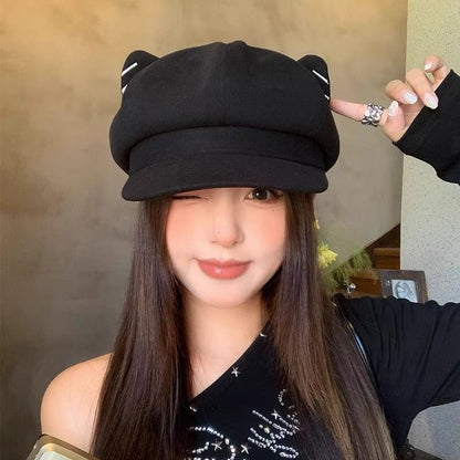 Beret with ears | A feminine hat for fall and winter that makes your face look smaller