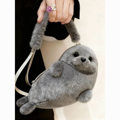 アザラシぬいぐるみバッグ｜ふわもこ小動物デザイン