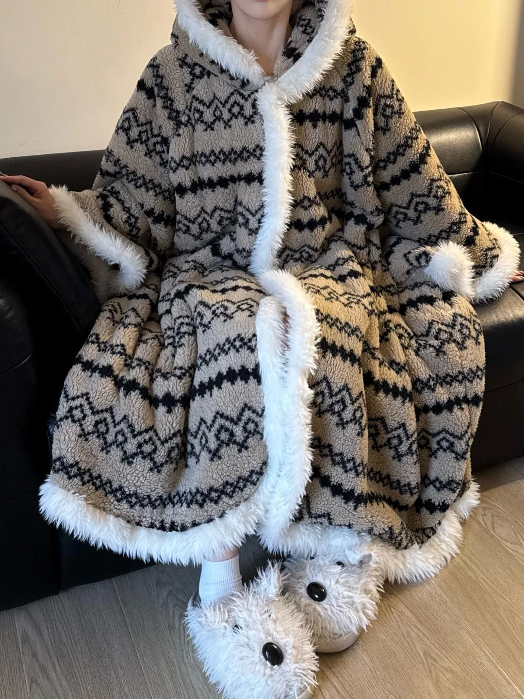 暖かケープフード付きガーリーサンゴフリースローブ秋冬パジャマ自分へのご褒美ギフト