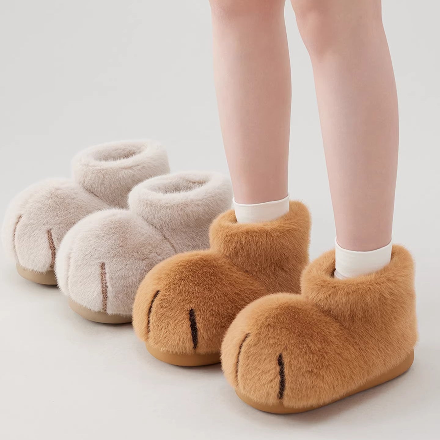 肉球に包まれる幸せ✨雪球ねこあしシューズ｜もふもふ極暖・親子でお揃い