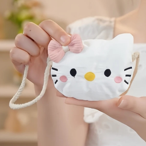 お洒落可愛い!ハローキティ猫モチーフTシャツかぼちゃパンツセット