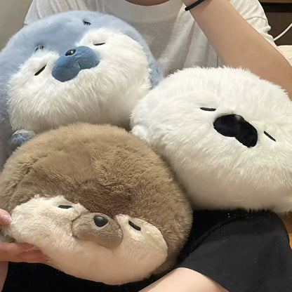 【おやすみタイムの相棒】もっちりアザラシ抱き枕｜究極の癒やしを届ける海獺ぬいぐるみ