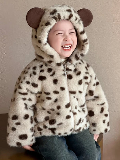 【大人顔負けのおしゃれ感】レオパード柄フェイクファーコート