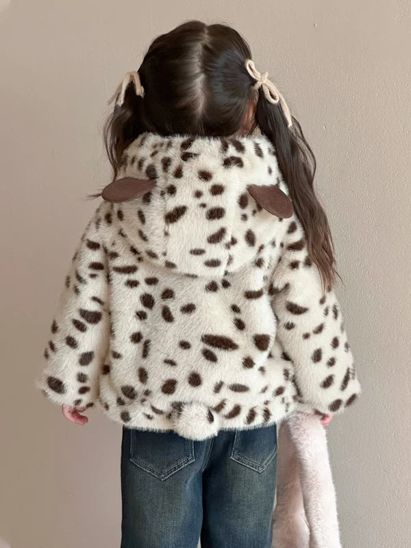 【大人顔負けのおしゃれ感】レオパード柄フェイクファーコート