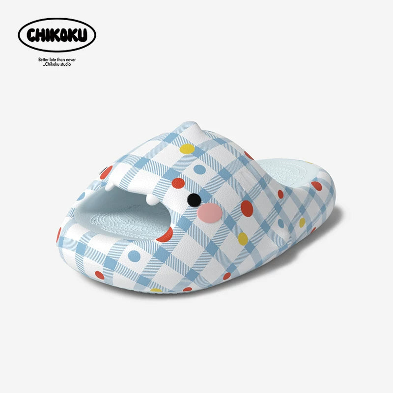 【サメになっちゃえ】サメの形が可愛い厚底スリッパ