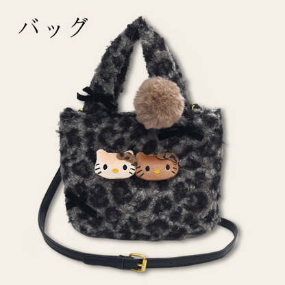 Fluffy leopard print bag | A popular design that stands out in winter