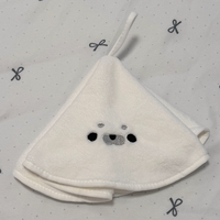 アザラシ丸型ハンドタオル ホワイトx2枚