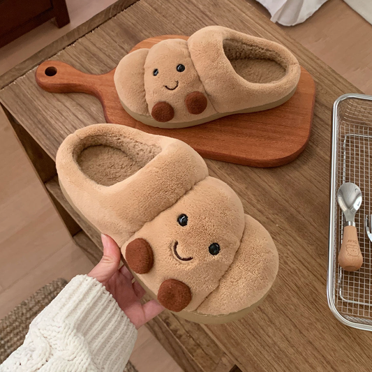 インス映えブサかわクロワッサンルームシューズ