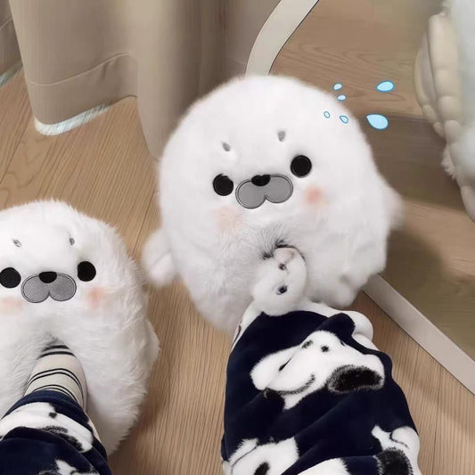 もちもちアザラシの可愛いかかと付きルームシューズ
