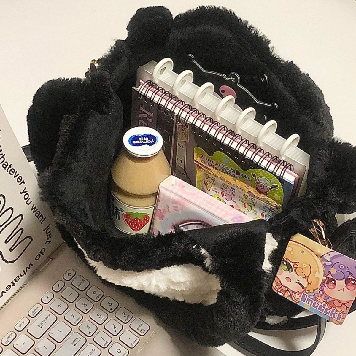 Fluffy cow and cat shoulder bag | Cute and fluffy design