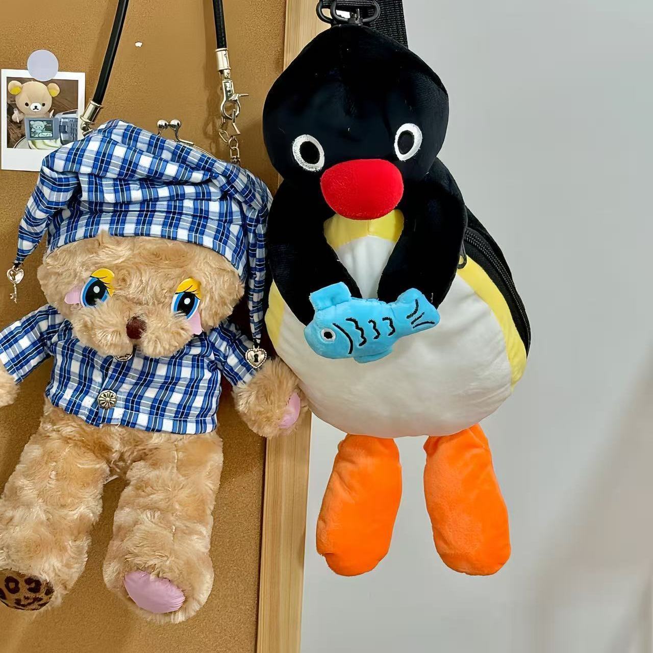 ペンギン＆フィッシュぬいぐるみリュック｜抱っこデザインが可愛い