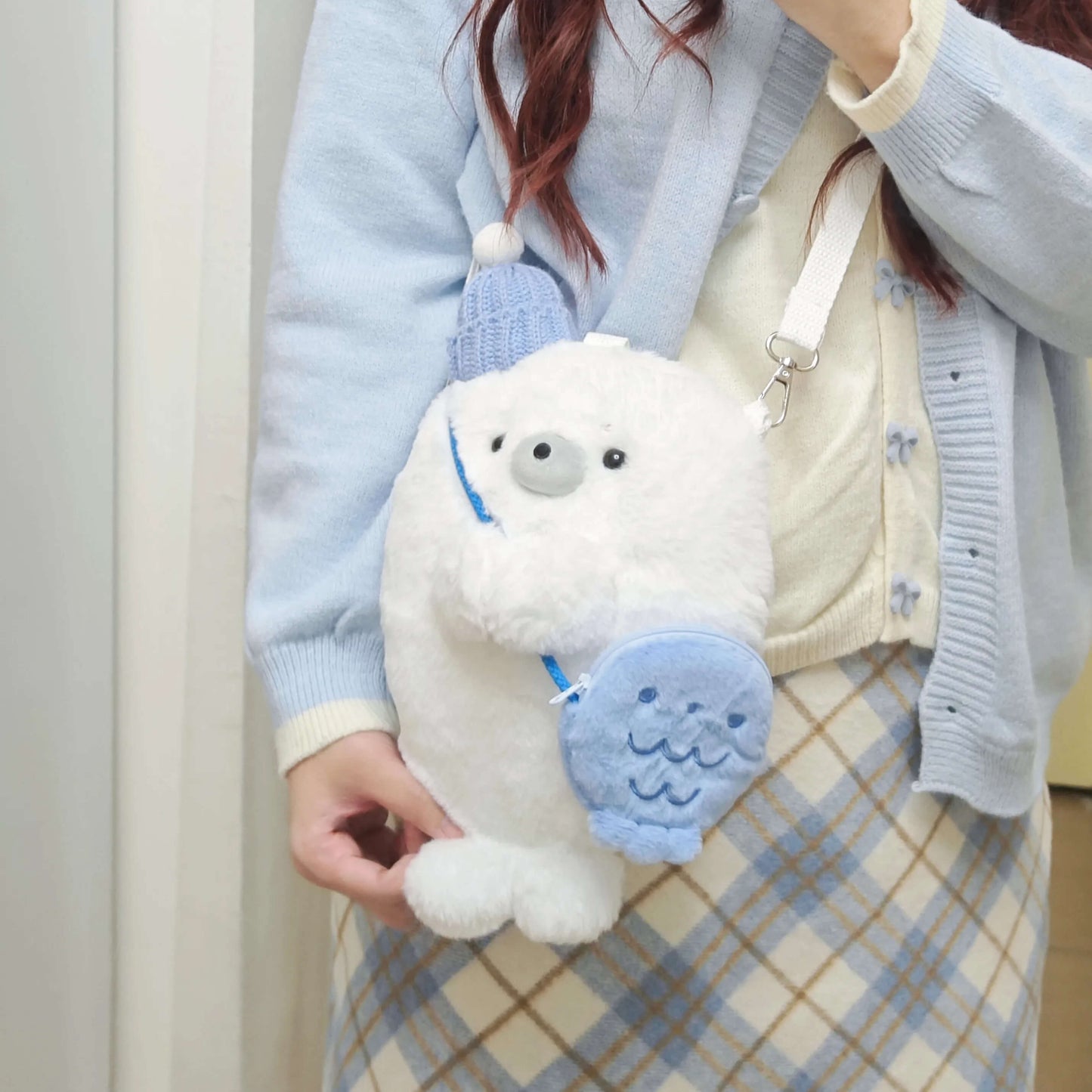 【一緒にお出かけ】高品質アザラシのふわふわぬいぐるみ斜めがけバッグ