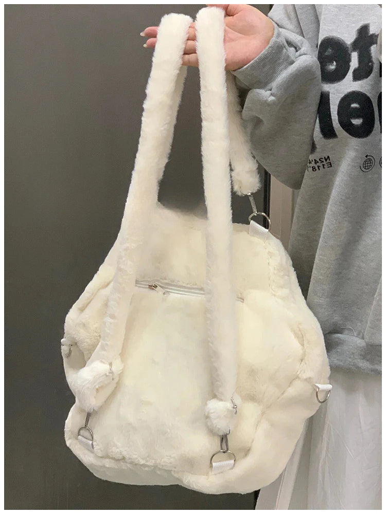 肉球デザインのふわもこ猫グッズリュック｜大容量で可愛い通学バッグ