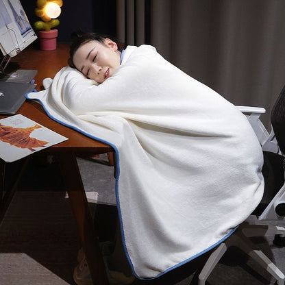 ふわふわアザラシフランネルブランケットかわいい冬用ひざ掛けオフィス昼寝にも