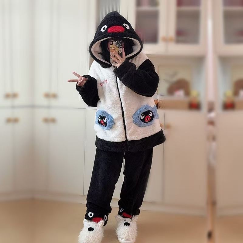 ピングーペンギンもこもこ冬用厚手フード付きパジャマセット