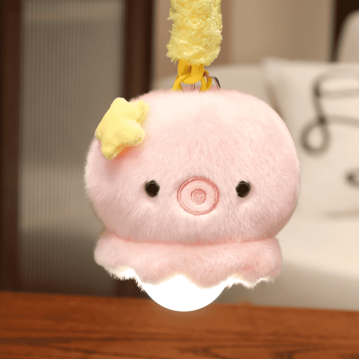 【光るマスコット】持ち運びできるネコアザラシクラゲぬいぐるみナイトライトチャーム