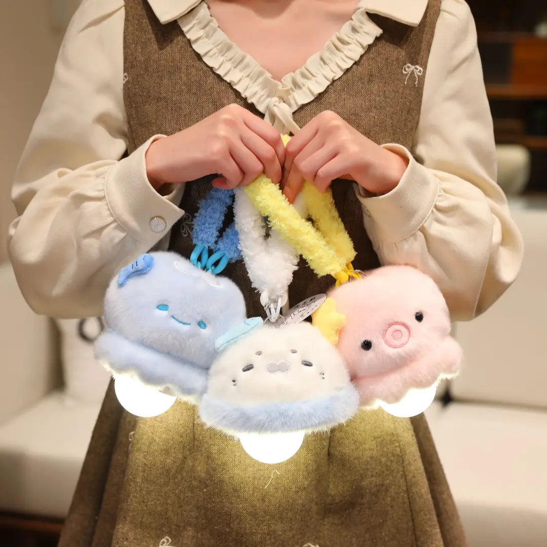 【光るマスコット】持ち運びできるネコアザラシクラゲぬいぐるみナイトライトチャーム